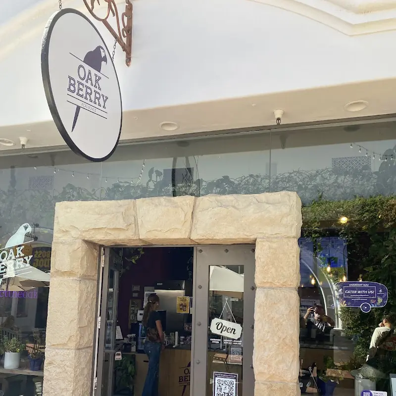 Oakberry Acai Bowls &Smoothies | Santa Barbara
