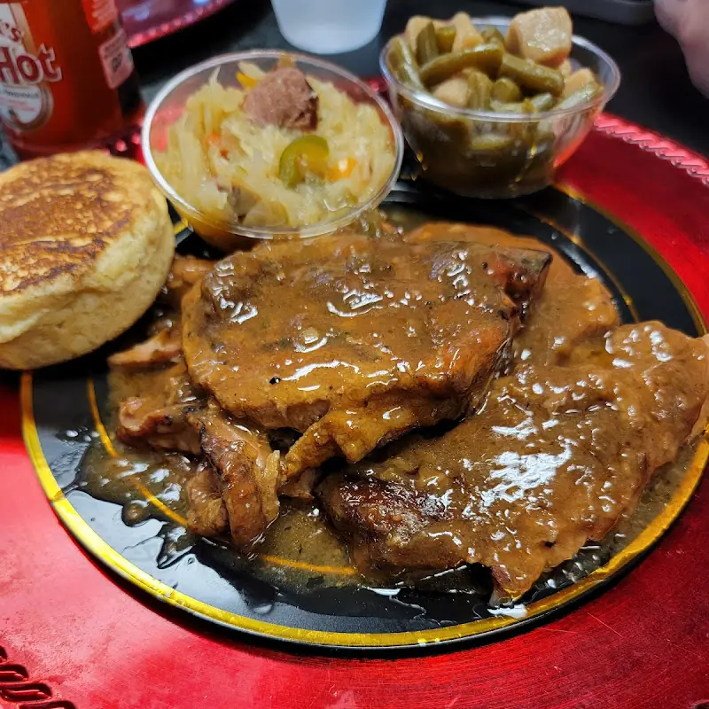 Bishop & Bae’s Soul Food Restaurant