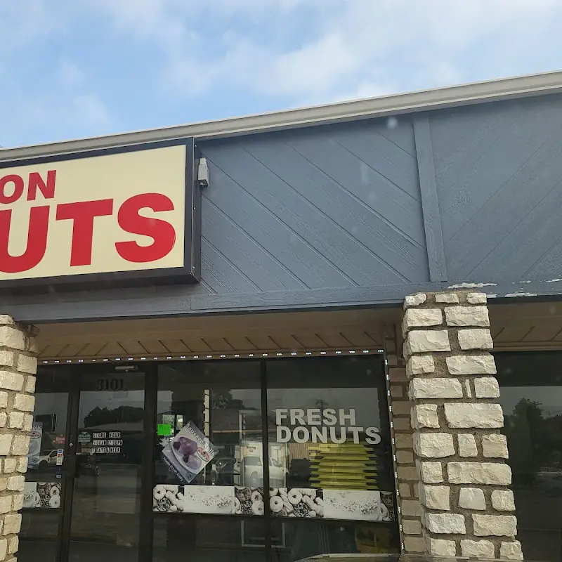 Acton Donuts