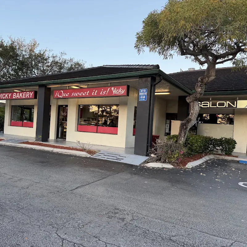 Vicky Bakery Davie