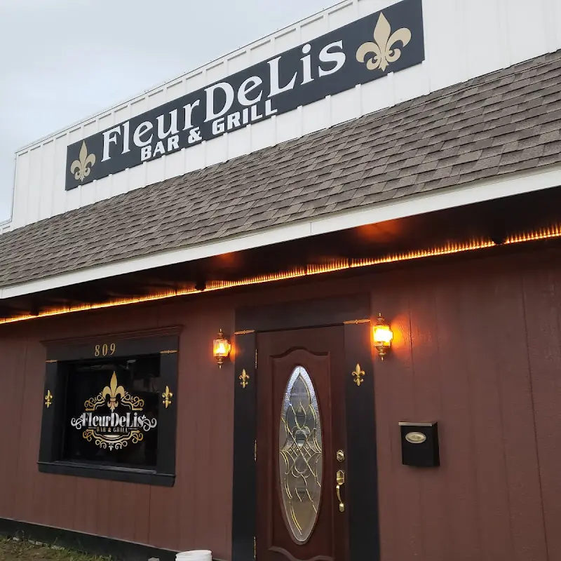 Fleur De Lis Bar & Grill