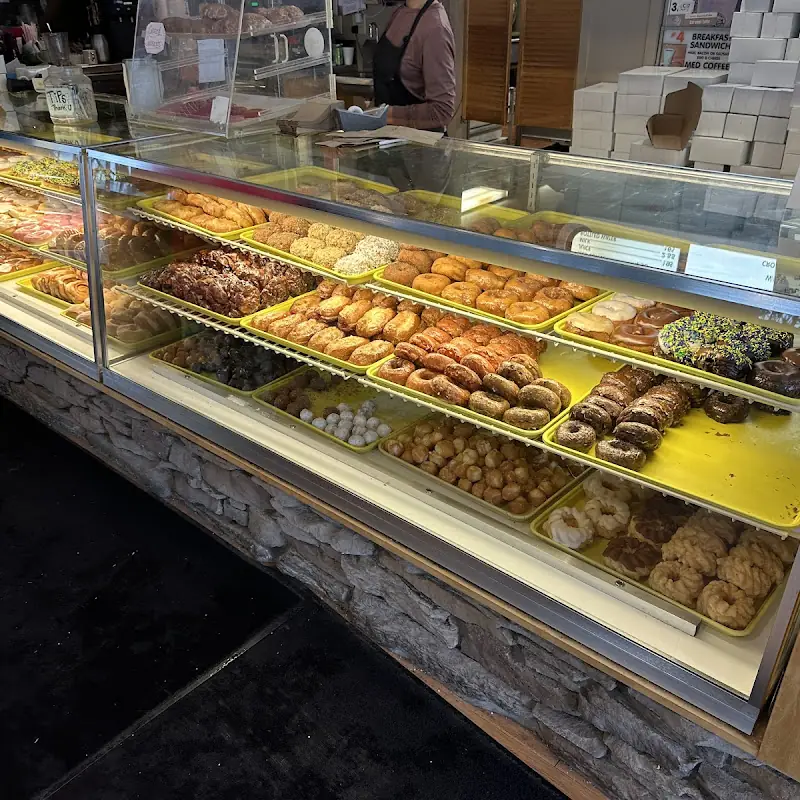 Mama C's Donuts