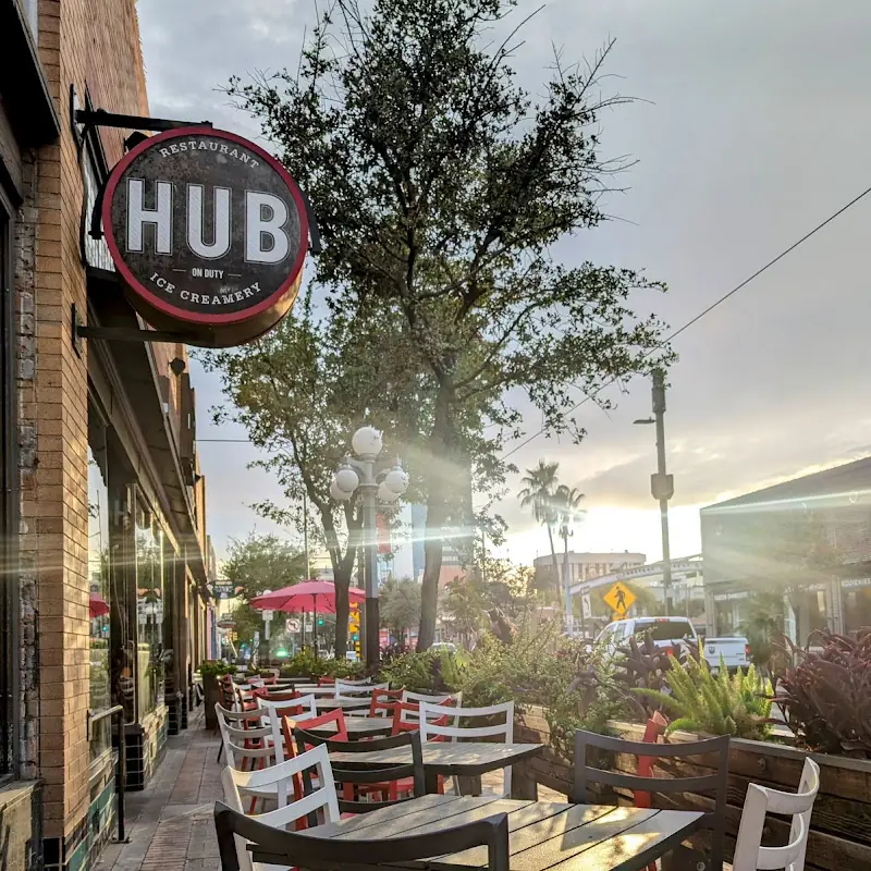 HUB Restaurant & Ice Creamery
