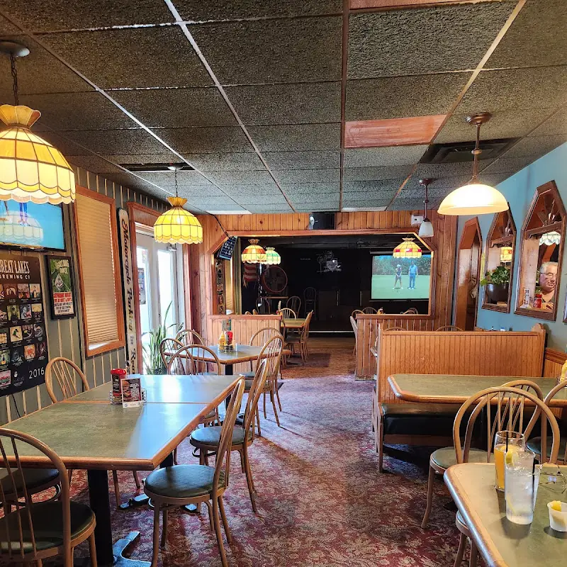 Mutt & Jeff's Restaurant and Bar