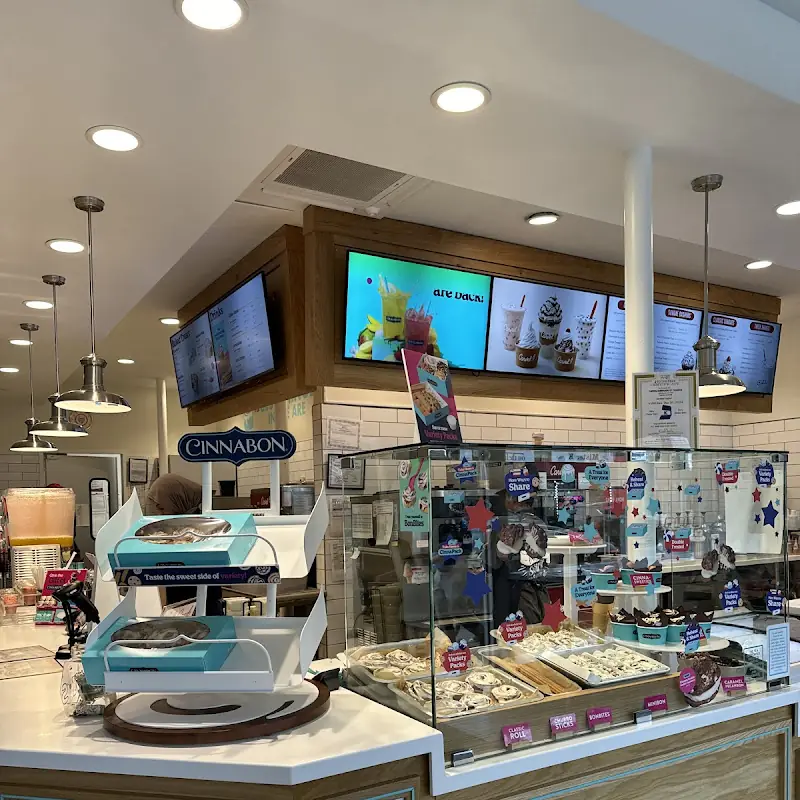 Cinnabon