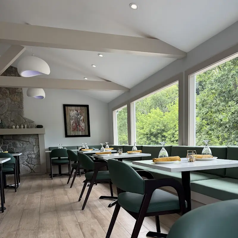 Contempo Kitchen & Bar