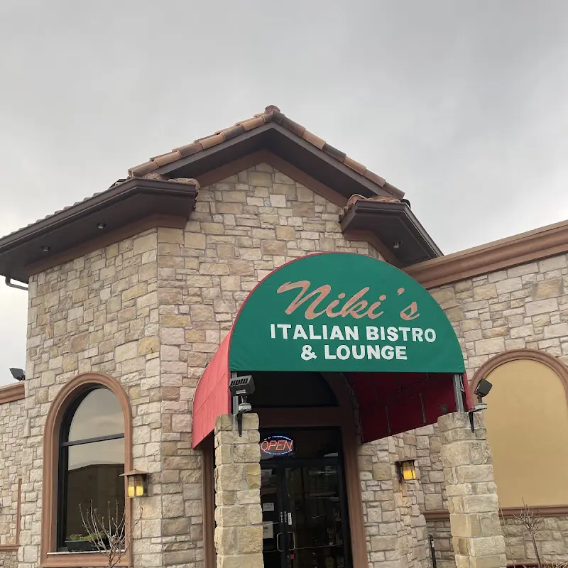 Niki's Italian Bistro and Piano Bar