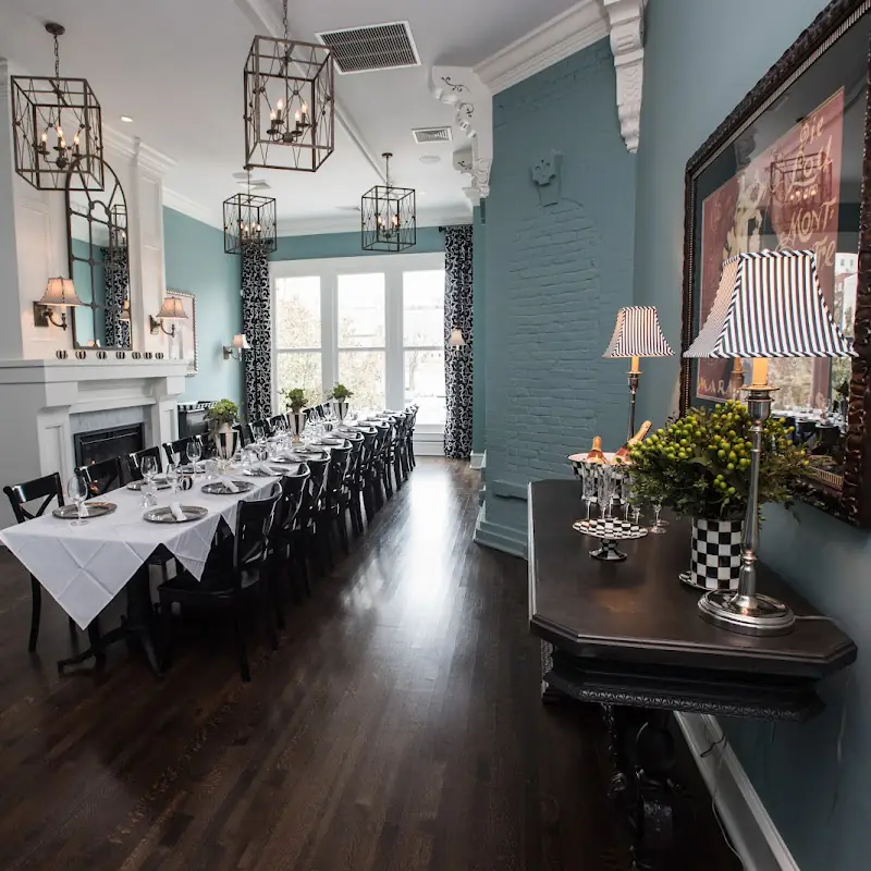 Buckley's Restaurant & Bar