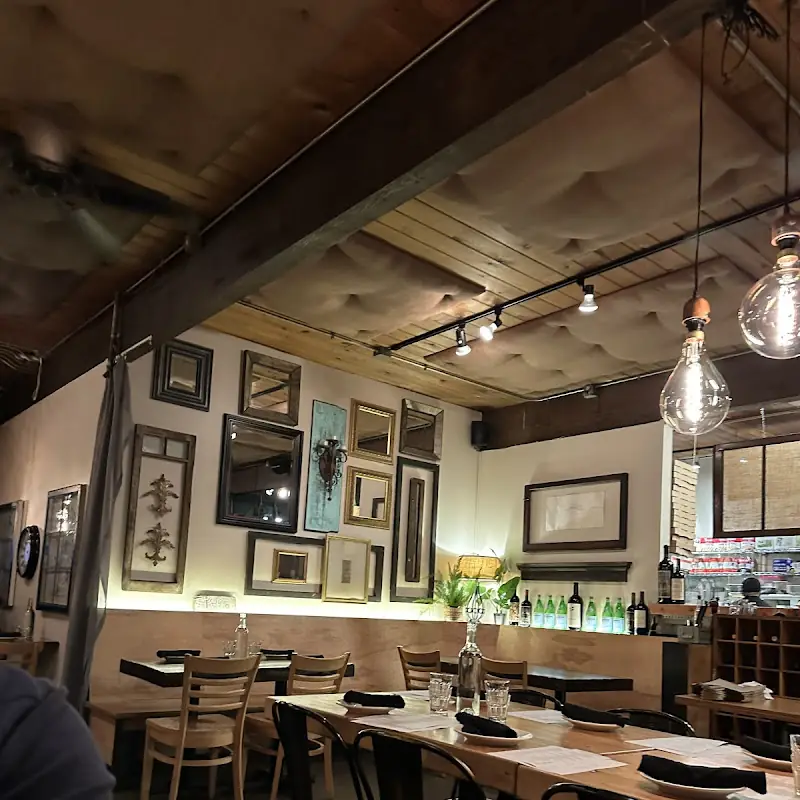 FIVE Restaurant