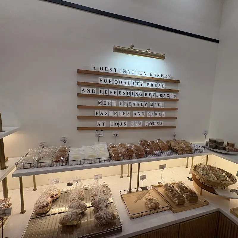 TOUS les JOURS Bakery Café - Sterling