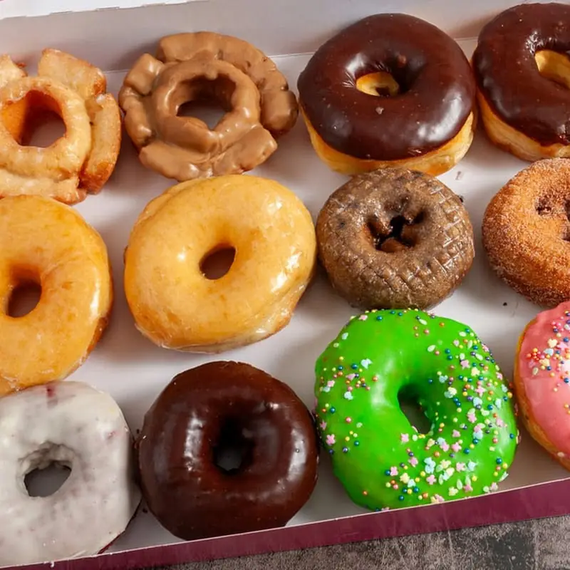 CRISPY DONUTS EAST HARRY