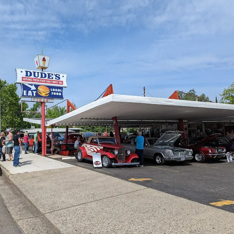 Dude's Drive Inn