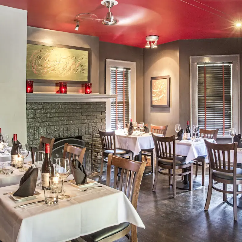 Divan Restaurant & Bar
