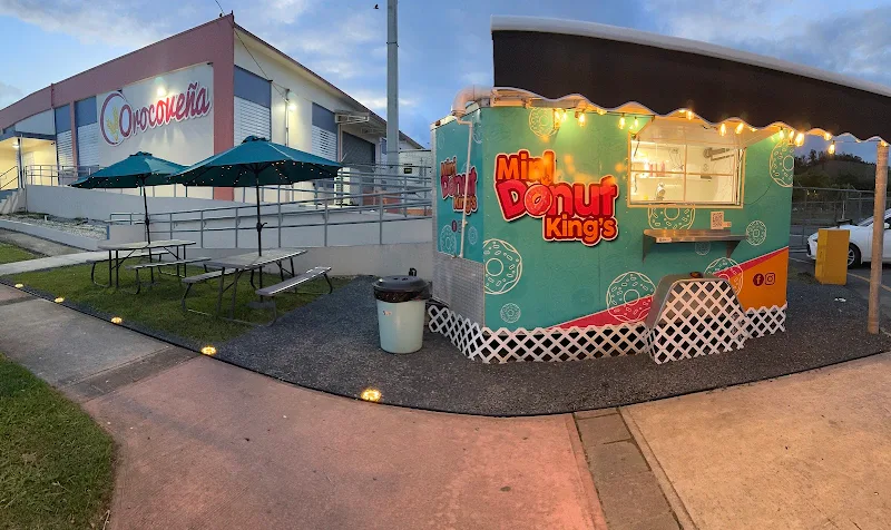 Mini's Donut's King’s Orocovis's