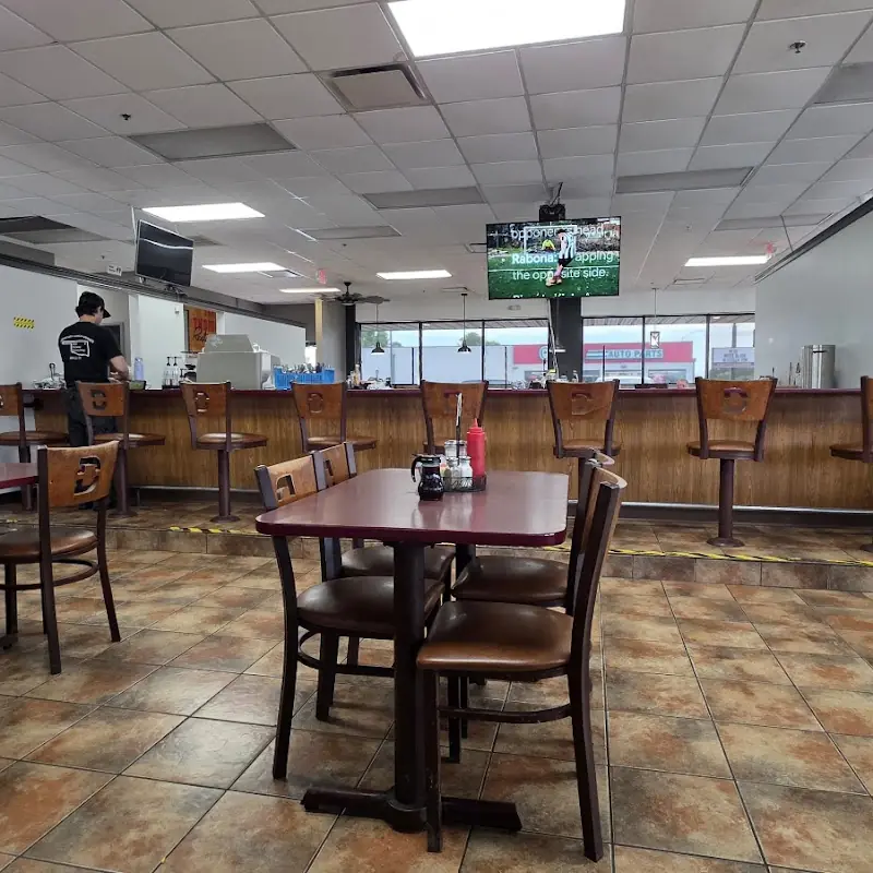 Thomas Restaurant