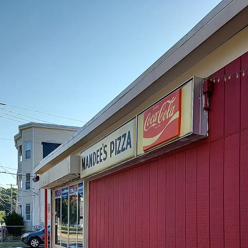 Mandee's Pizza - Lynn, MA