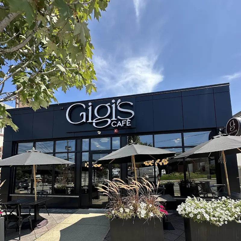 Gigi's Egg Benedict