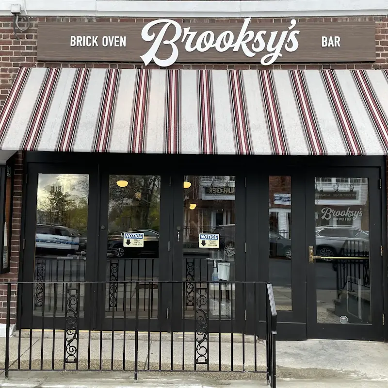 Brooksy's Brick Oven and Bar
