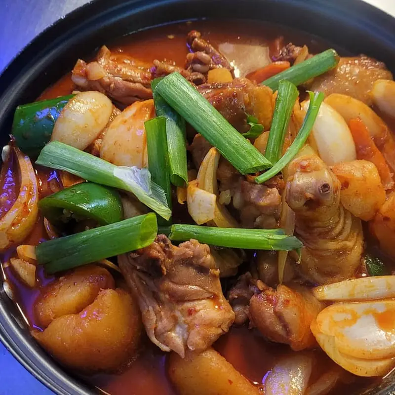 불족발+주먹밥/ spicy pig feet+steamed egg(s)+rice ball