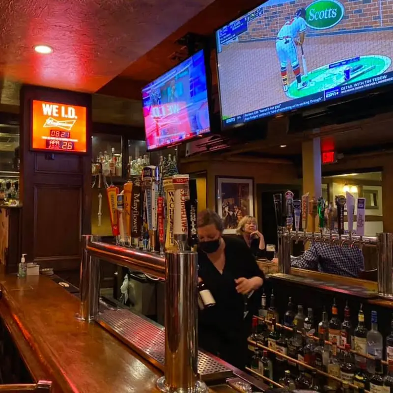 Waterford's Family Restaurant
