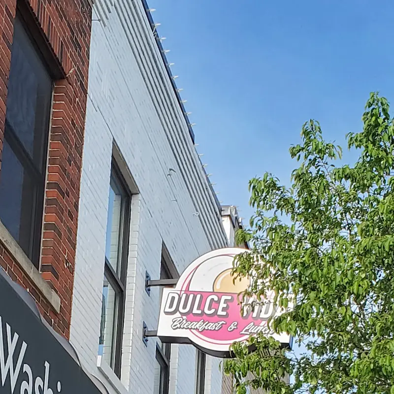 Dulce Vida Breakfast & Lunch