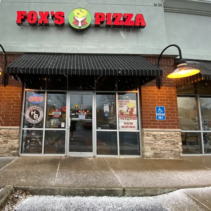 Fox's Pizza Den