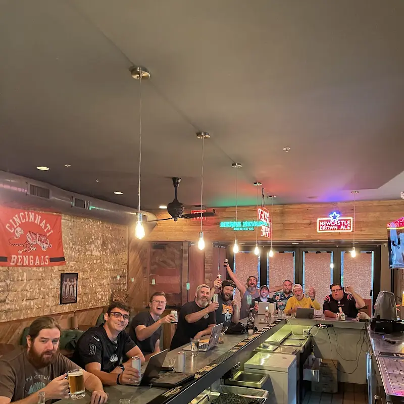 Bee's Barbecue OTR