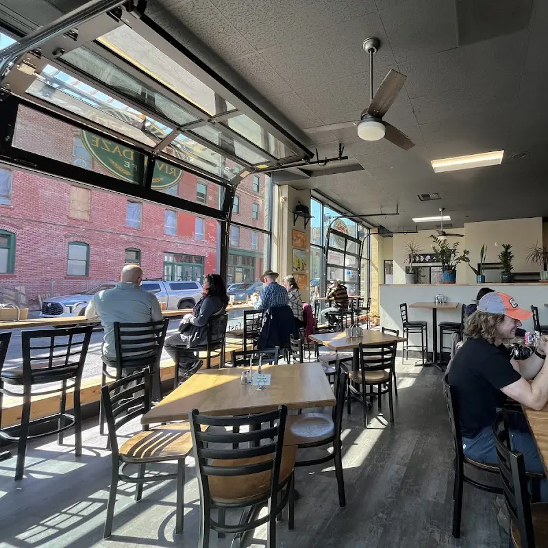 River Daze Café
