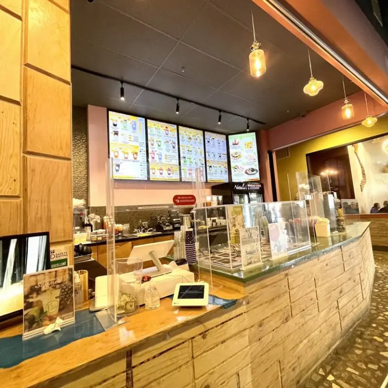 Natalie’s Sugar Cane & Desserts