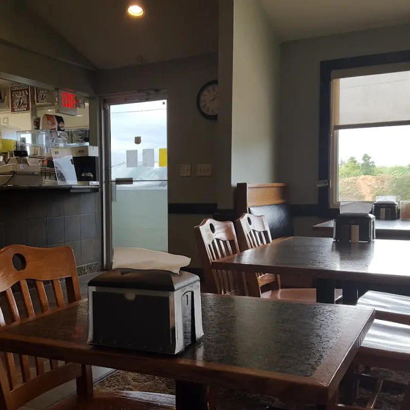 M & P Pizza Restaurant