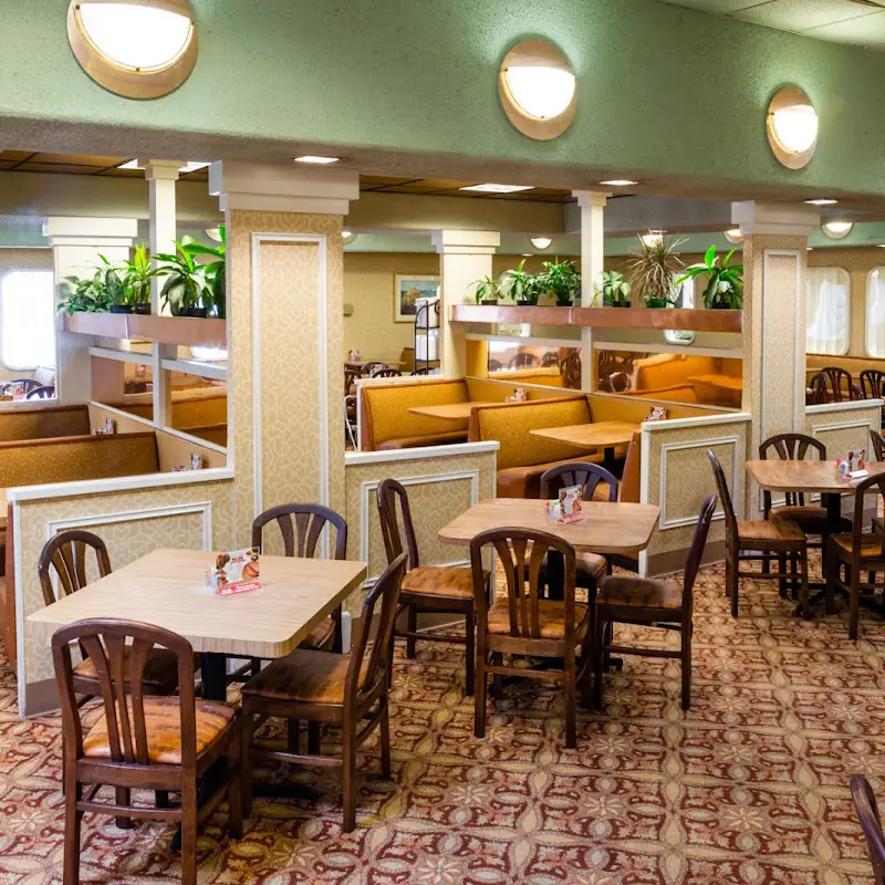 S & S Cafeteria