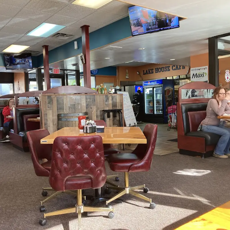 Lake House Cafe