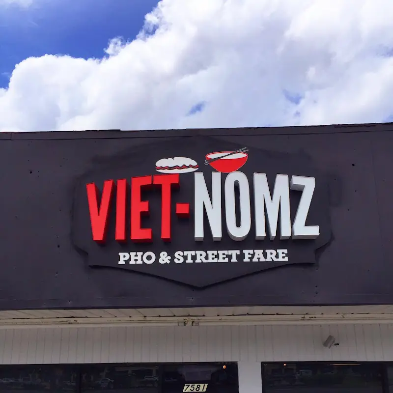 Viet-Nomz Winter Park
