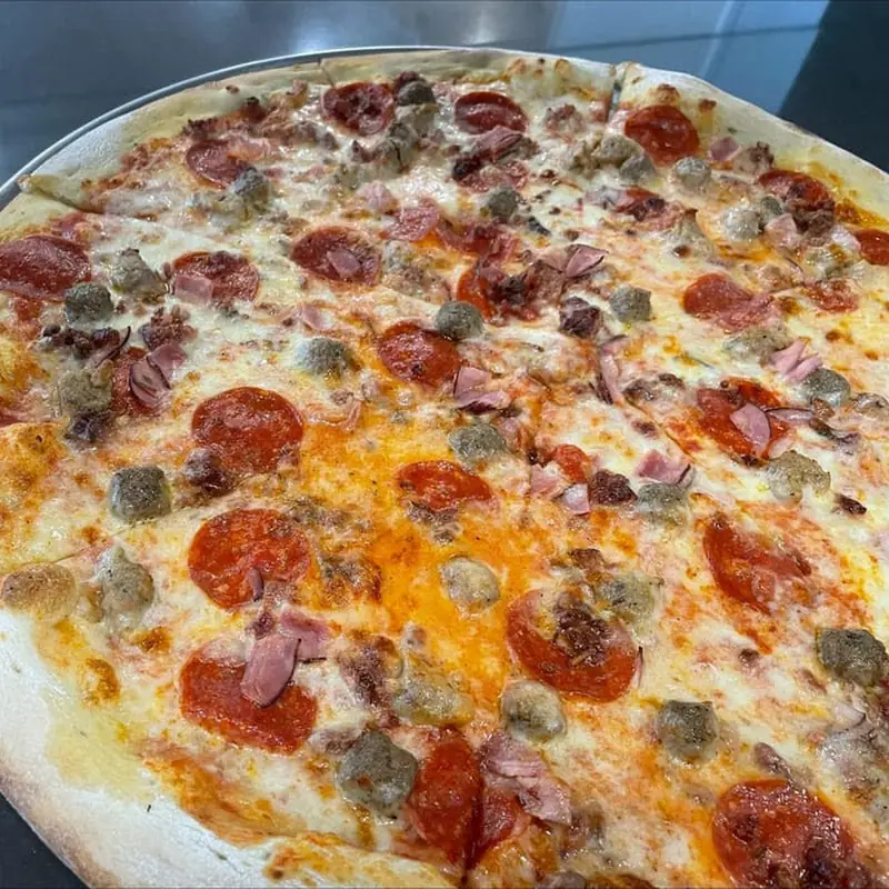 Northwoods Cafe & Pizza