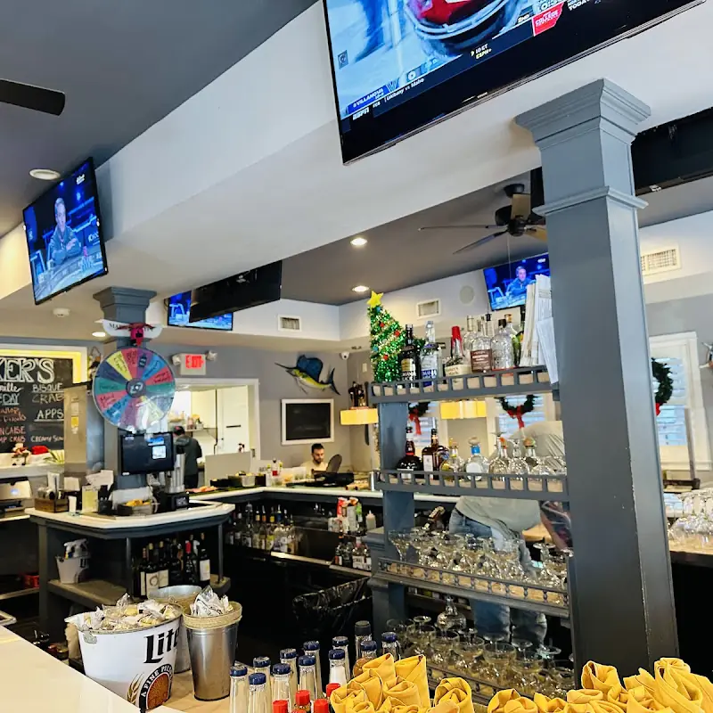 Shucker's Bar & Grille