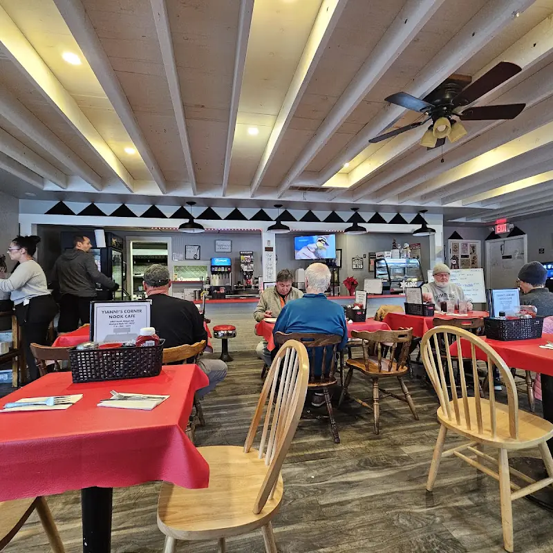 Yianni's Corner Nook Cafe