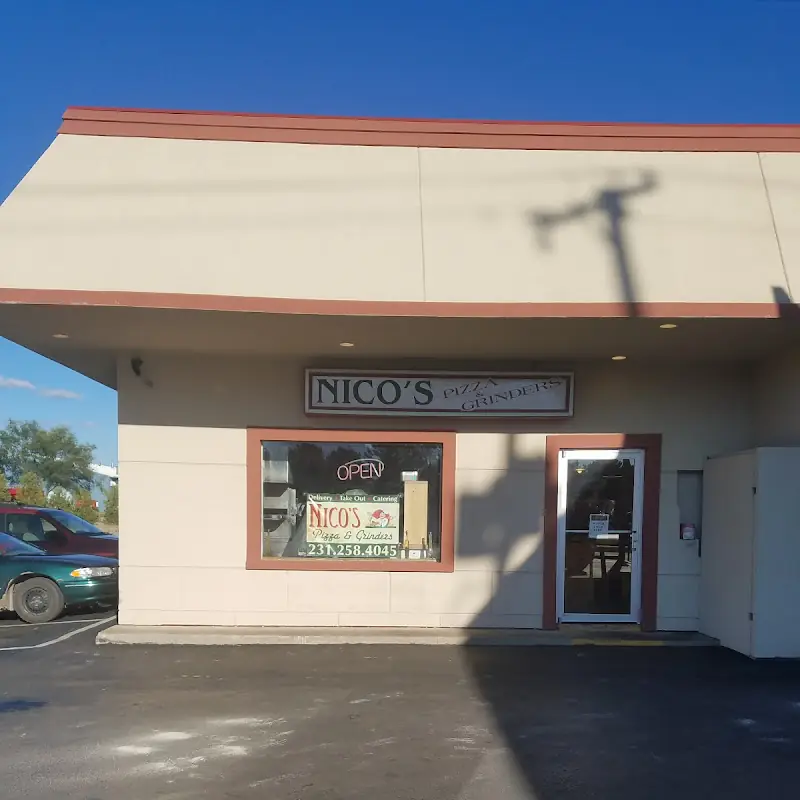 Nico's Pizza & Grinders