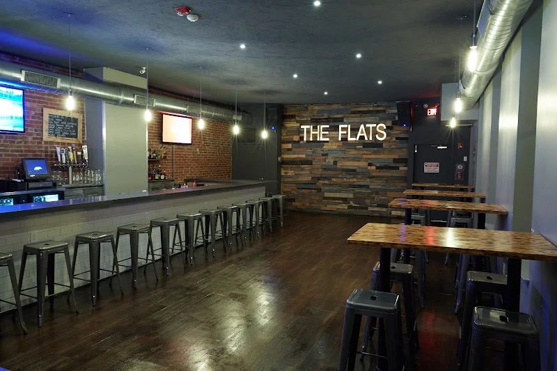 The Flats on Carson