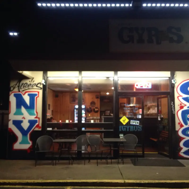 Albee's NY Gyros