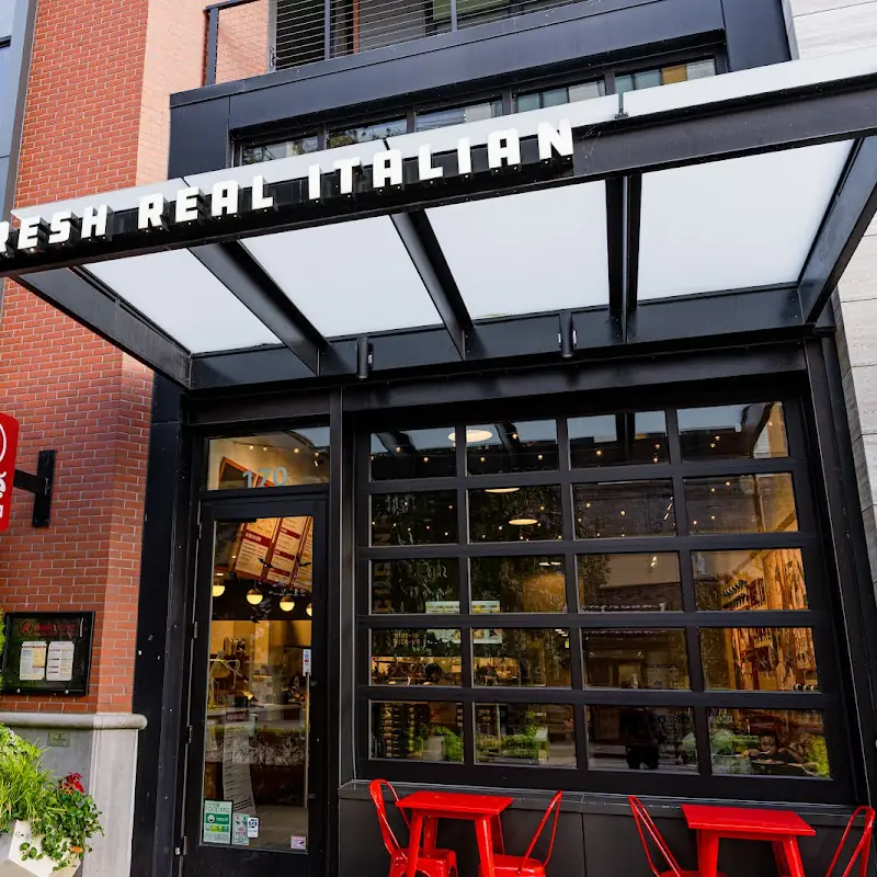 Due' Cucina Italian Restaurant - Totem Lake