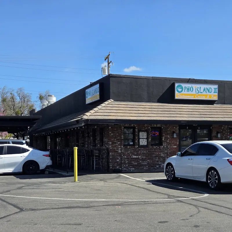 Pho Island III