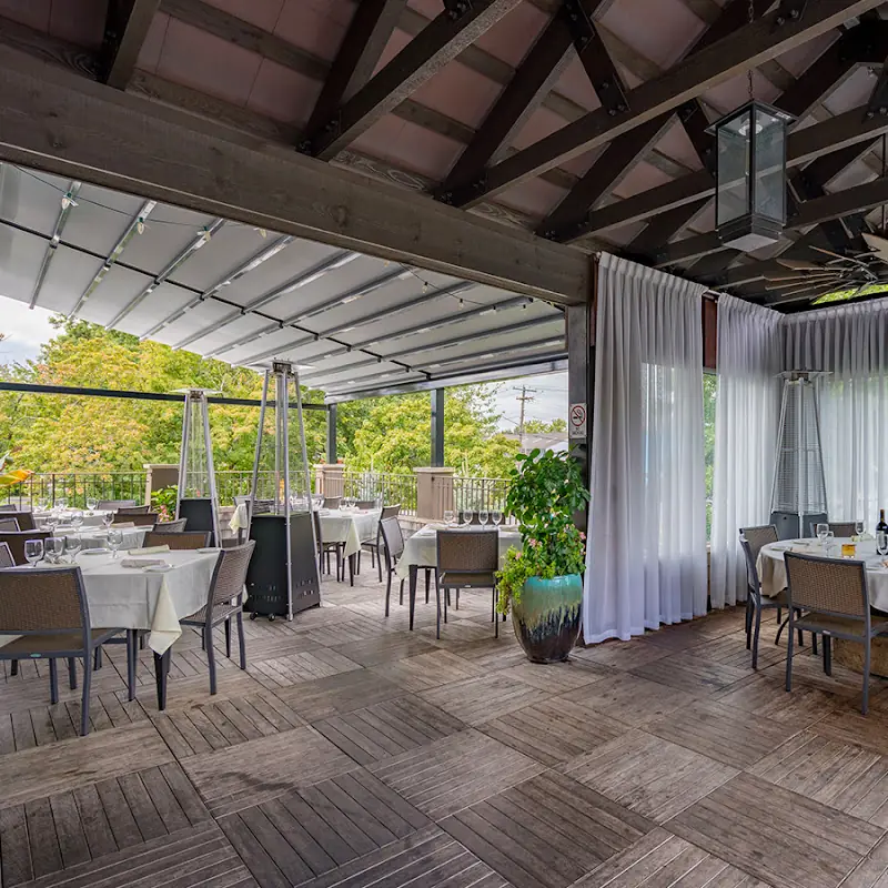 Mannino's Italian Kitchen and Lounge