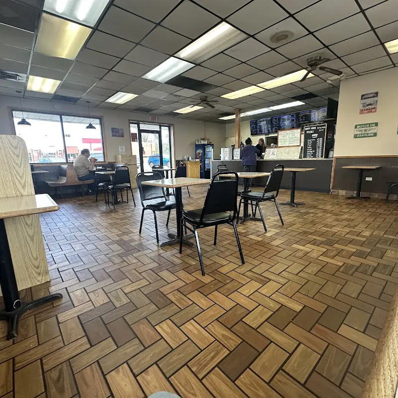 AJ's Hot Dogs, Subs & Gyros