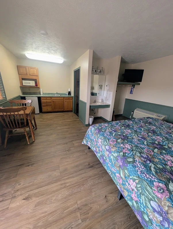 Auburn Inn Motel