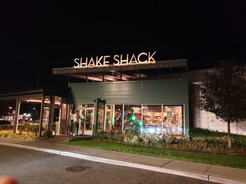 Shake Shack Westbury