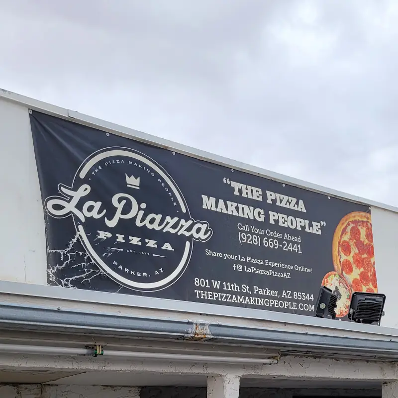 La Piazza Pizza - Parker, Az