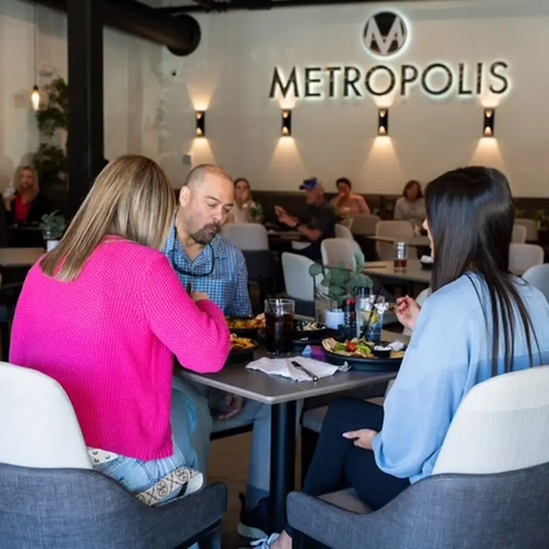 Metropolis Cafe