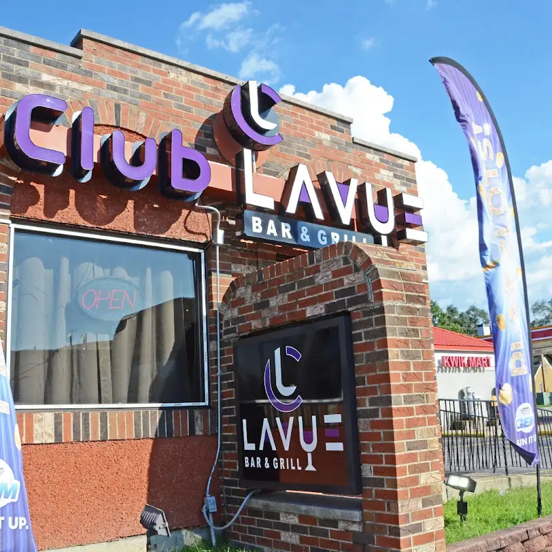 Lavue Bar & Grill