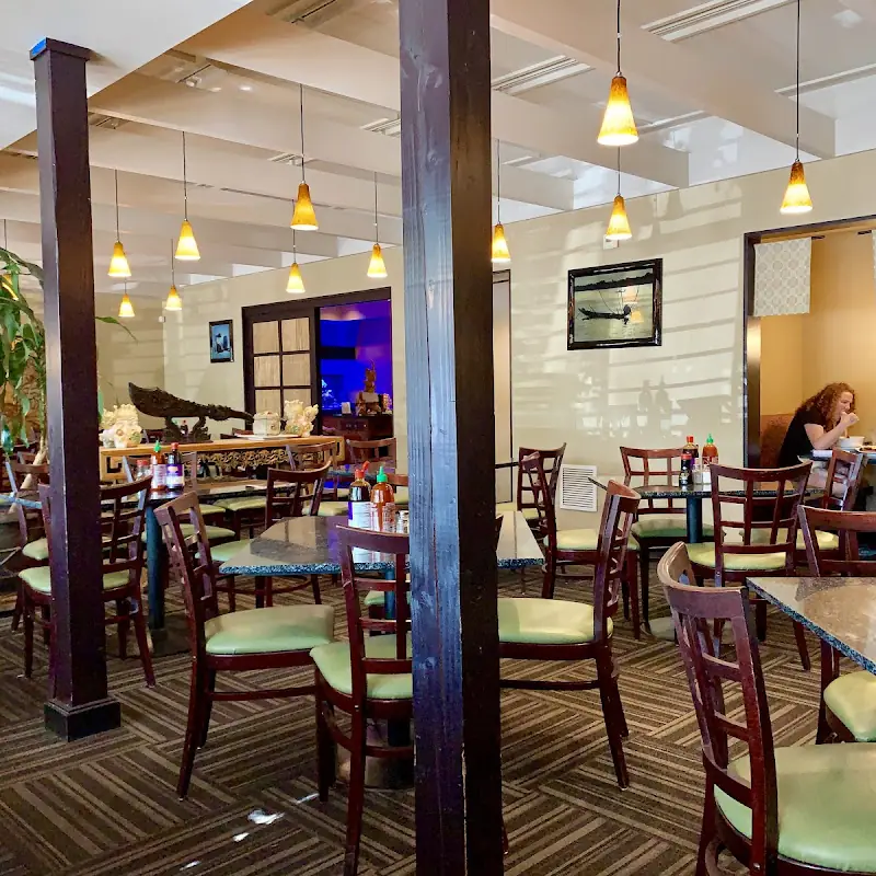 Mi La-Cai Noodle House