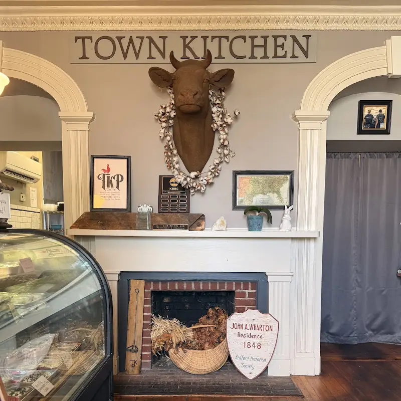 Town Kitchen & Provisions
